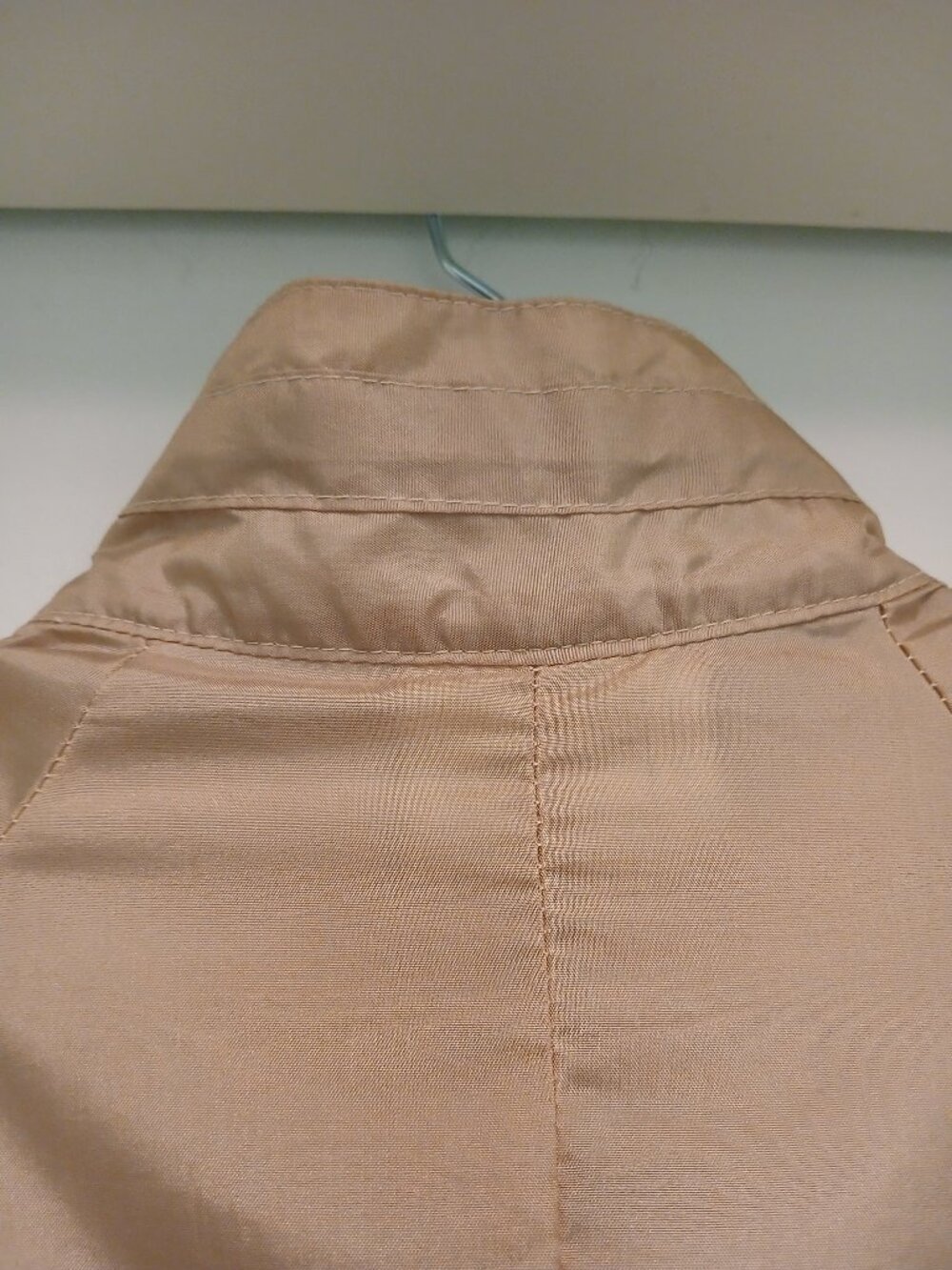 Vintage 60s Saks Fifth Avenue Aqua Sheen Tan/Gold Belted Raincoat Trench Sz M - Picture 12 of 15